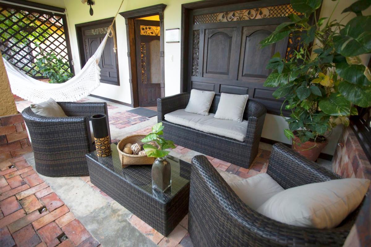 Ara Meru Lodge Canaima Exterior photo
